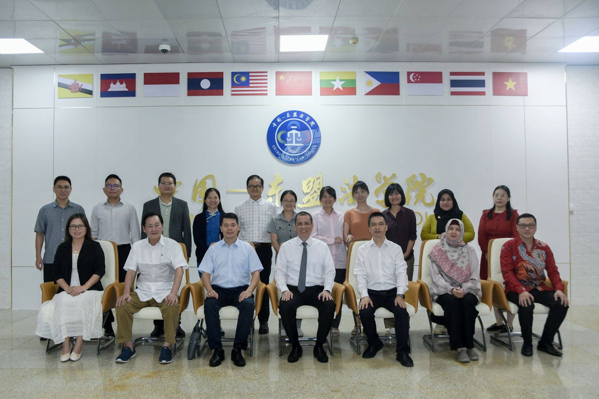 广西民族大学与印尼丹戎布拉大学举行合作交流座谈会-广西民族大学网